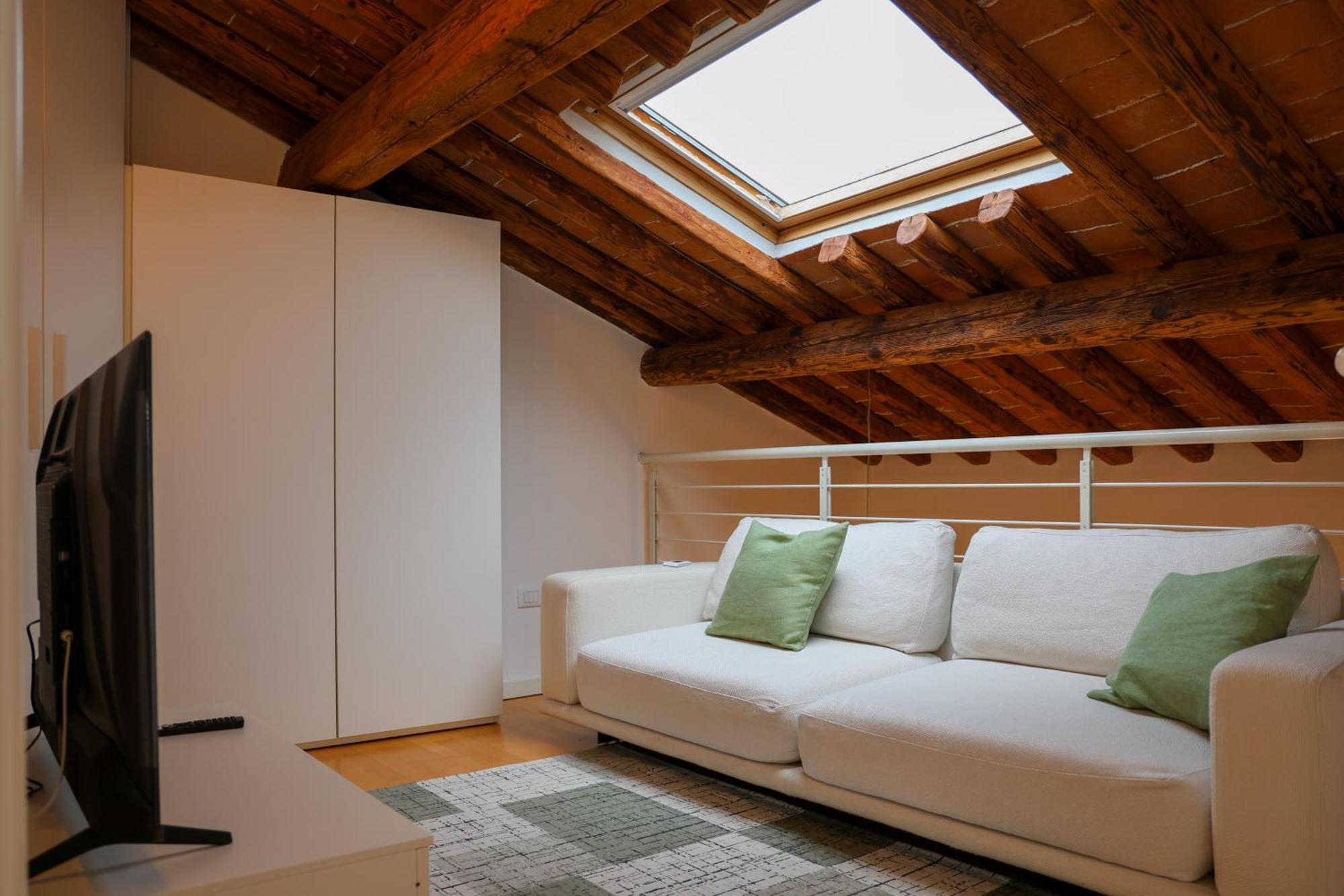 Cindy House - Centro Storico Apartment Bassano del Grappa Luaran gambar